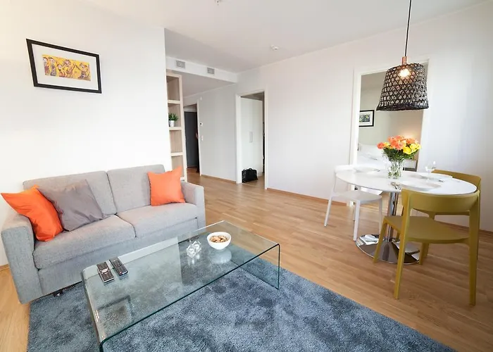 Bjorvika Apartments, Damsgard Area, Center