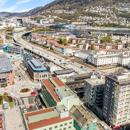 Bjorvika Apartments, Damsgard Area, Center